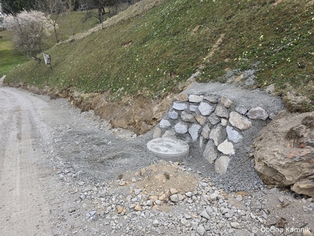 Sanacija cestišča Kamnik – Palovče – Vranja Peč (2)